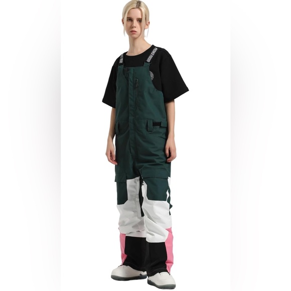 HIEEKDER
Women's Ski Bib Snow Pants, Bib Overalls Outdoor Snowboard Waterproof - Picture 1 of 8
